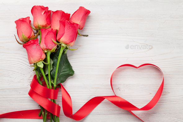 Valentines day greeting card with red roses - Stock Photo - Images