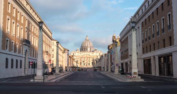 Time lapse of St Peter 's Basilica in Vatican. Rome , Italy .
