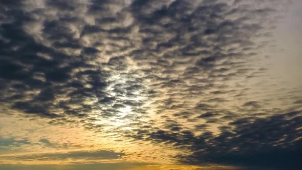 Majestic Amazing Time Lapse of Cumulus Clouds Moves in the Sky at Sunset alt