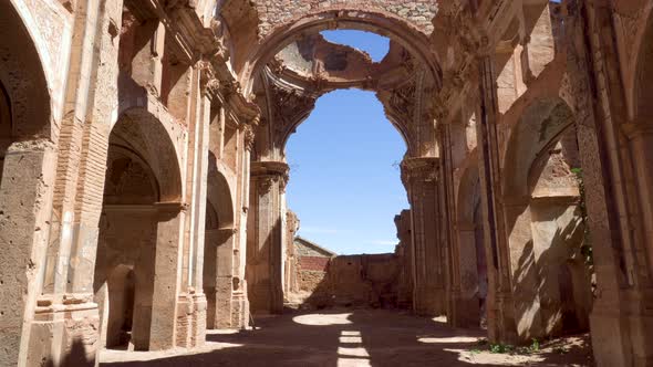 Memorial Ruins of the Ancient Village of Belchite alt