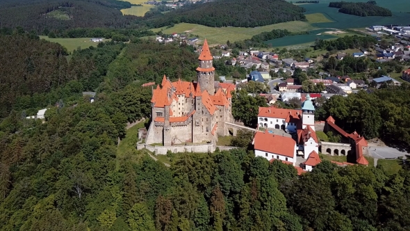 Flying Over Bouzov Castle, Czech Republic. alt