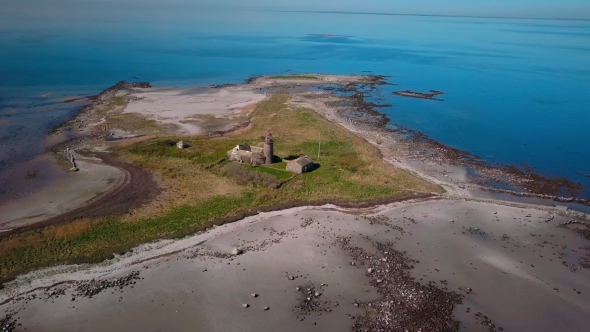 Lighthouse on Beach alt