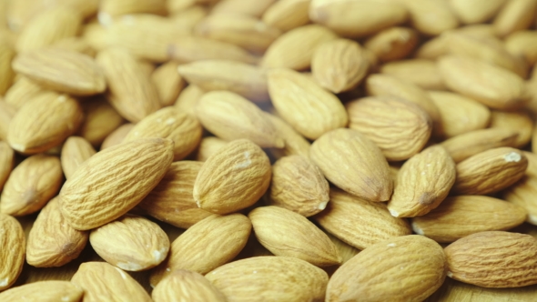 Appetizing Almonds, Video with Glare alt