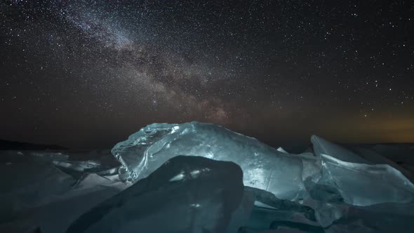 Time Lapse of Milky Way alt