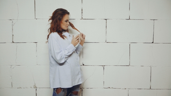 Portrait of Model Woman alt