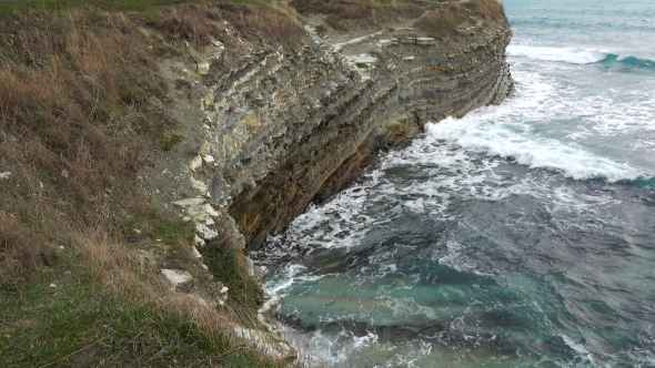 Big Ocean Waves and Coast alt