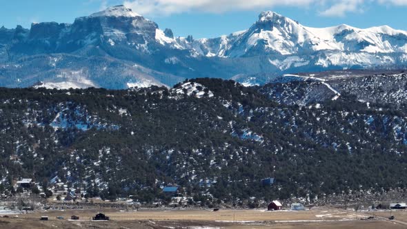 Ridgway Colorado Usa Panoramic View Of Snowy San Juan Mountain Range And Farmland Housing alt