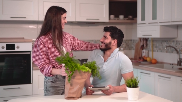 Sweet Young Couple alt