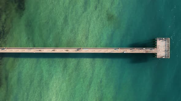 Top Down Static View on the Scenic Pier at Miami Coast, Atlantic Ocean, USA,  alt