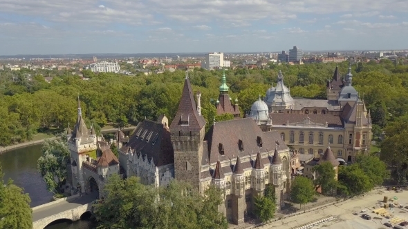 Aerial Video Shows the Heroes Square in Downtown Budapest, Hungary -  Drone Footage Aerial View alt