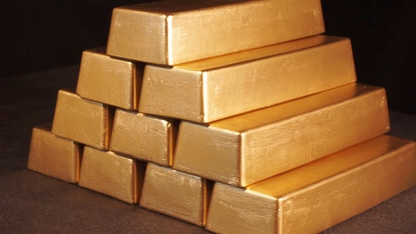 Gold bars Pyramid From Bullions