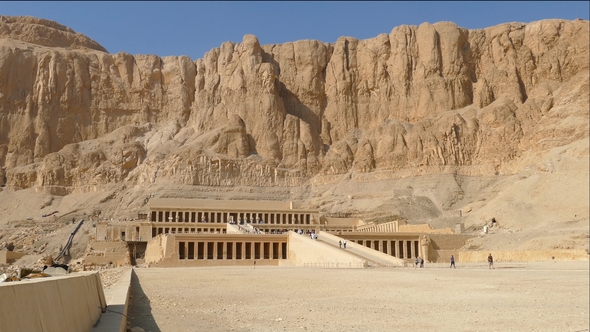 Famous Ancient Temple of Hatshepsut in Egypt alt