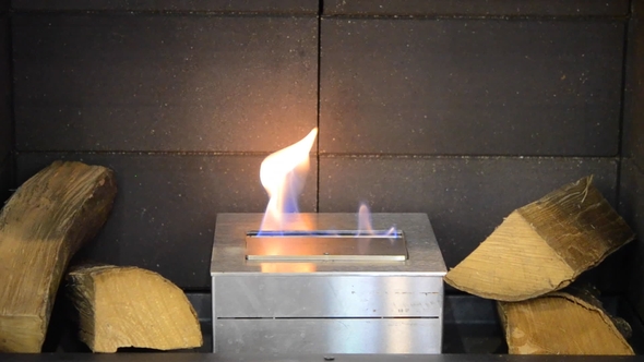 Modern Bio Fireplot Fireplace on Ethanol Gas. Smart Ecological alt