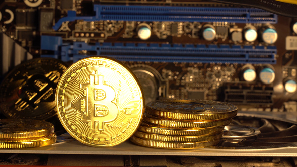 Bitcoin Coin is Glowed with Golden Light and gradually fades alt