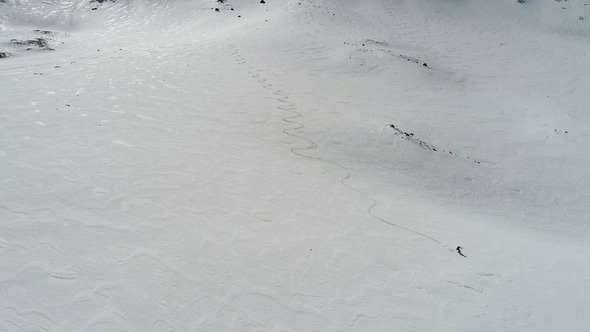 Summit Mountain Skiing alt