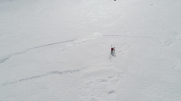 Skier Walking alt