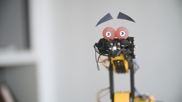 Funny Robot Is Shaking Head To Say NO. Experiment with Intelligent Manipulator. Industrial Robot alt