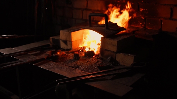 Hardening of the Metal by Sharp Cooling in Water alt