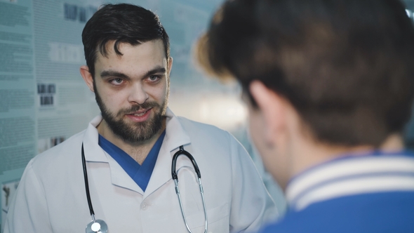 Consultation Between the Doctor and Patient alt