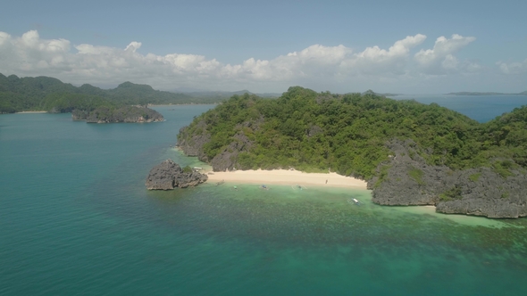 Seascape of Caramoan Islands, Camarines Sur, Philippines alt