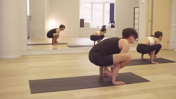 Shoulder-pressing Pose on Yoga Class