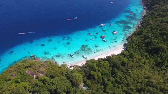 White Sandy Beach with Clear Blue Water at Similan Island. . Andaman Sea, Thailand. alt