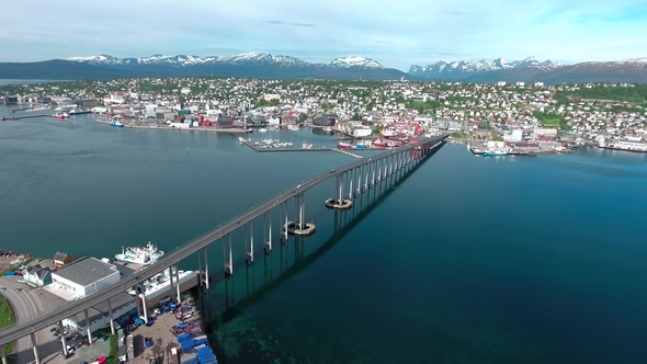 Bridge of City Tromso, Norway alt