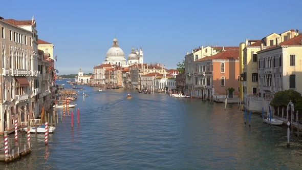 Grand Canal and Basilica Santa Maria, Venice alt