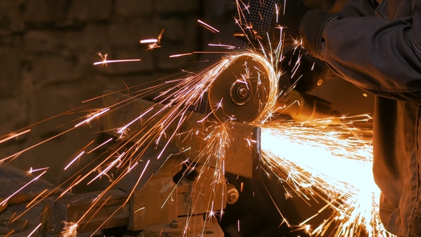 Blacksmith Sawing Metal with Hand Circular Saw alt