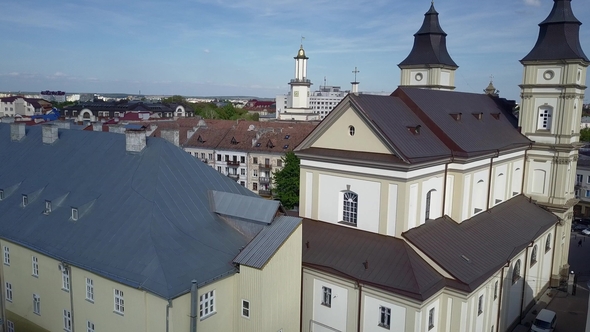 Ivano-Frankivsk City Hall alt
