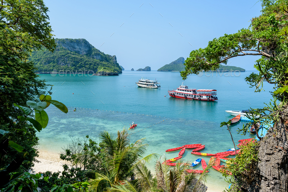 Travel boat at Koh Mae Ko - Stock Photo - Images