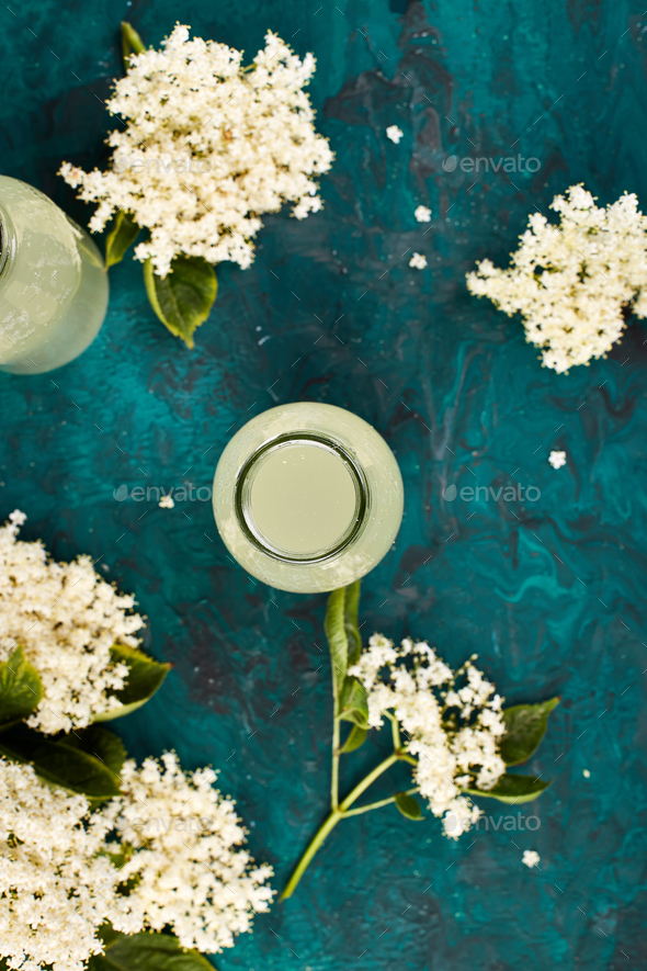 Kombucha tea with elderflower - Stock Photo - Images