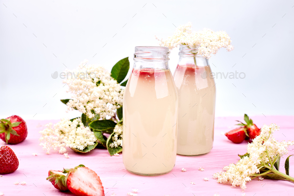 Kombucha tea with elderflower and strawberry - Stock Photo - Images