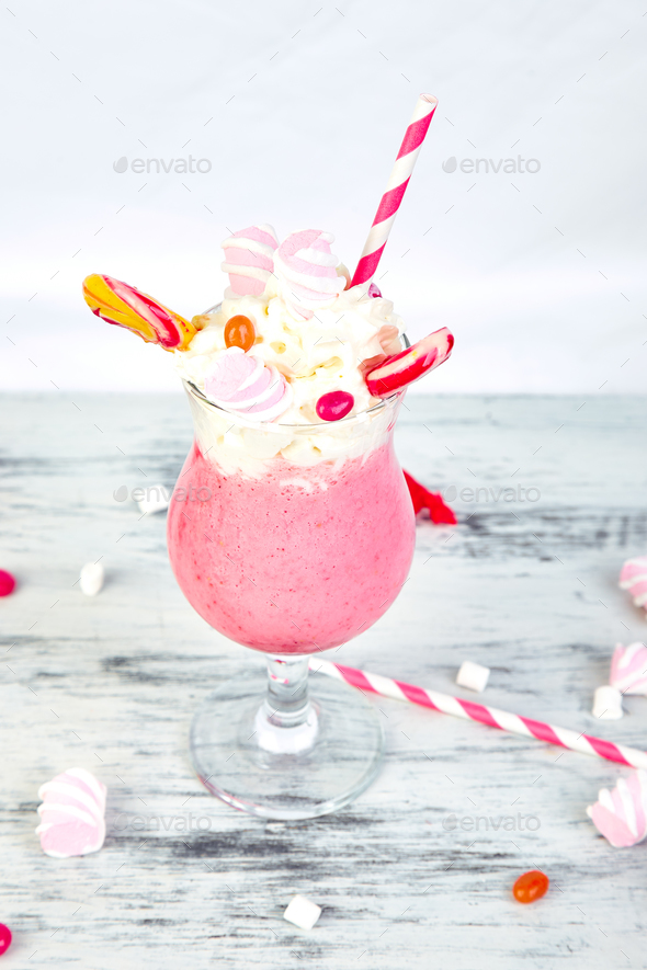 Pink Extreme milkshake with berry rasberry