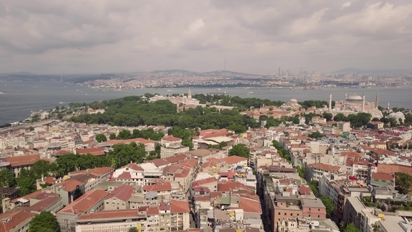 Cityscape of Istanbul alt