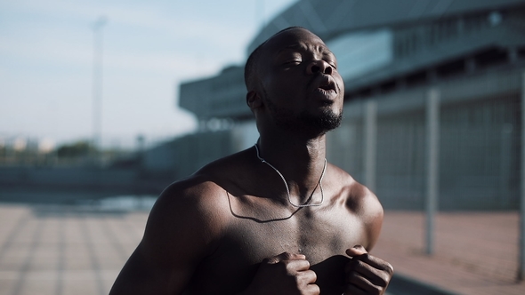 African American Male Athlete Runner Running Outdoors. Healthy Lifestyle - Running alt