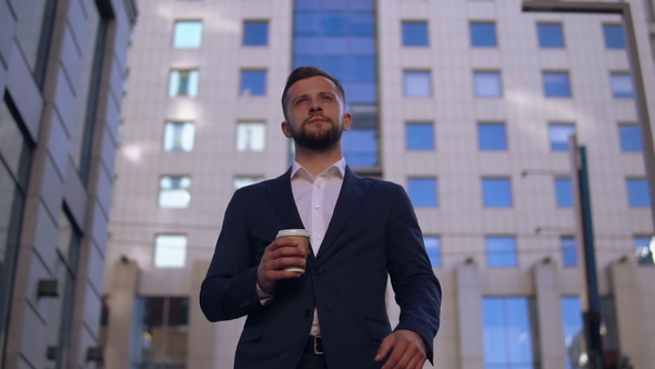 Caucasian Adult Entrepreneur Walk in City alt