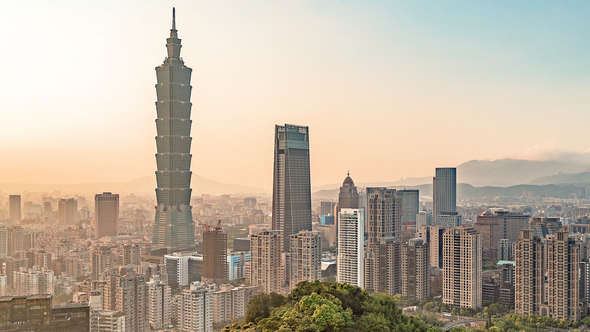Taipei, Taiwan, Timelapse  - Taipei Before the Sunset alt