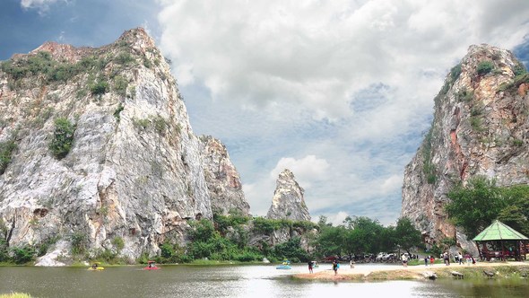 Park Rock Tham Khao Ngu