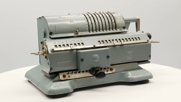 Old Soviet Mechanical Calculator Adding Machine 