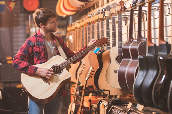 guitar man music shop