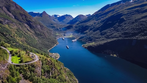 Geiranger Fjord, Beautiful Nature Norway  alt