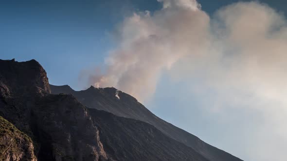 volcano sicily stromboli lava active italy mountain explosive smoke alt