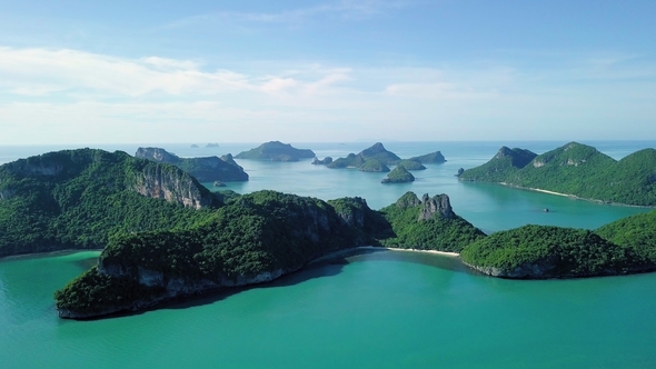 Aerial View of Tropical Islands at Angthong National Marine Park in Thailand alt