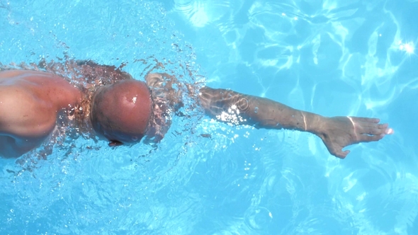 Strong Crawl Swimmer in  Swimming in Pool