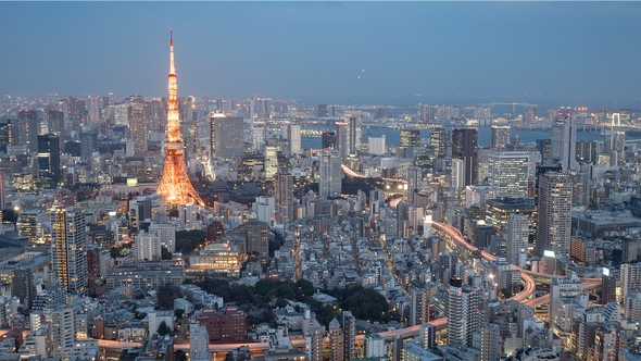 Tokyo, Japan, Timelapse  - Tokyo's skyline from day to night from the Mori Museum alt