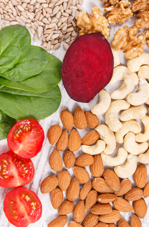 Nutritious products containing vitamin B7 and dietary fiber, healthy