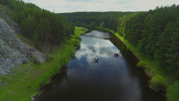 Calm River, Sailing Boat alt