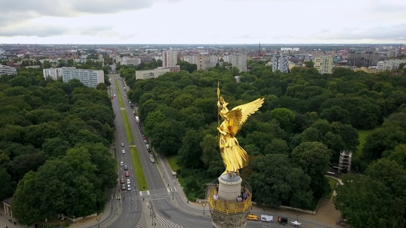 Shiny Victory Column in Berlin