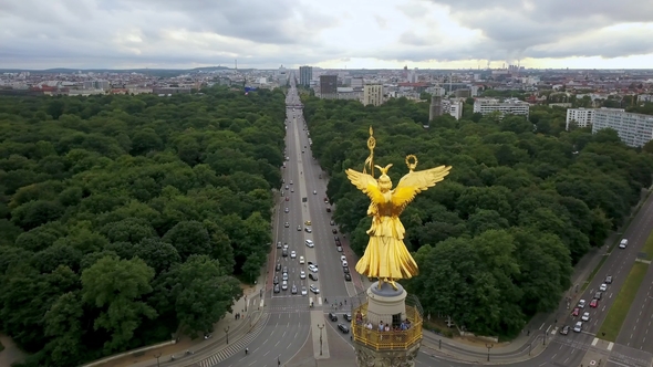 Shiny Victory Column in Berlin